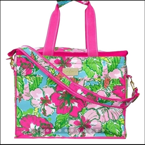 Lilly Pulitzer Handbags - Lilly Pulitzer Beach Cooler, NWT